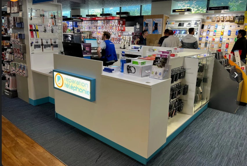 Corner réparation smartphone E.Leclerc Auxerre